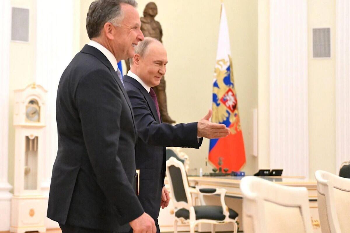 Уиткофф назвал Кремль «впечатляющим местом» после встречи с Путиным