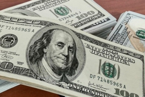 В Приморье курс доллара опустился до 80 рублей