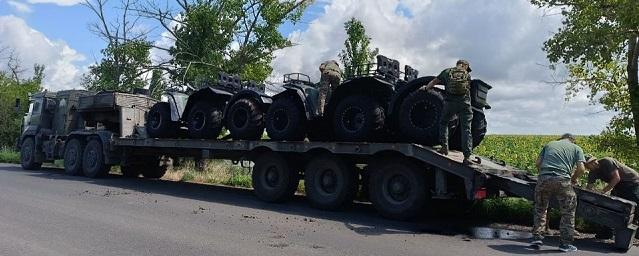 Бойцам из Якутии в зоне СВО передали квадроциклы «Сокол» и спецоборудование