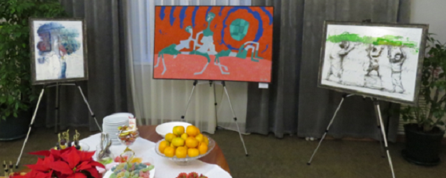 В Нальчике открыли выставку картин, средства с которой направят на лечение детей