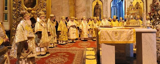 Патриарх Варфоломей из-за коронавируса приостановил богослужения