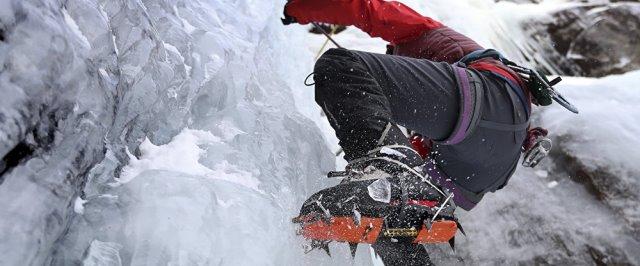 Красноярский альпинист погиб во время восхождения на пик Ленина