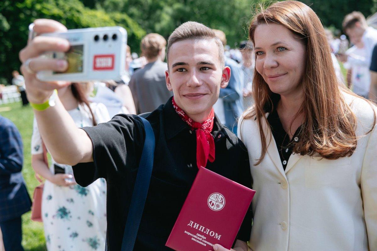 В московском музее-усадьбе «Царицыно» чествовали победителей Всероссийской олимпиады школьников