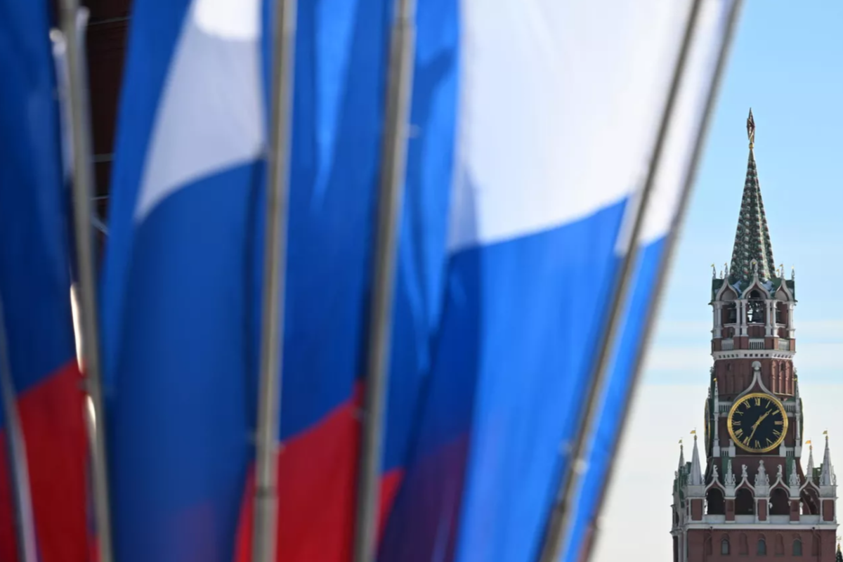 Журналист Боуз высмеял лидеров Евросоюза, запугивающих свои страны Россией