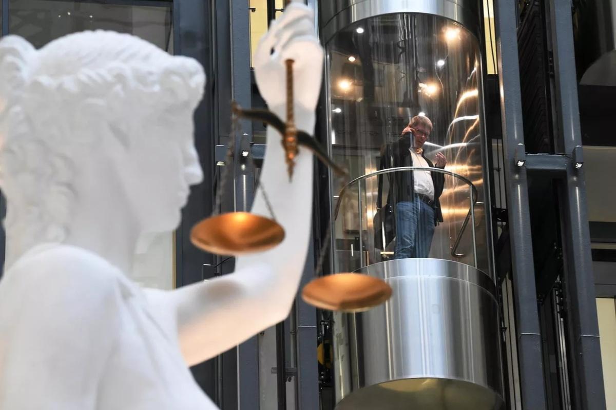 Конфискованную на эстонской границе «Сатанинскую Библию» уничтожат