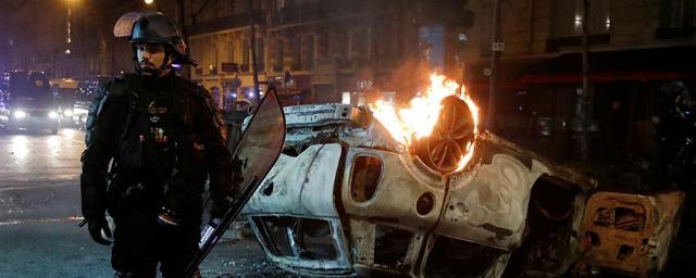 Во Франции во время митингов «желтых жилетов» погибли три человека