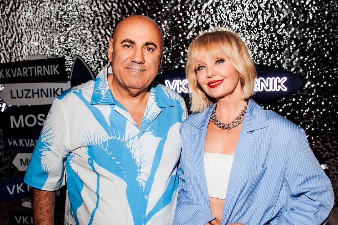 «Киркорова не хватало». Валерия, Пригожин и Клава Кока застряли в лифте: «чуть не задохнулись, но никто не пукал»