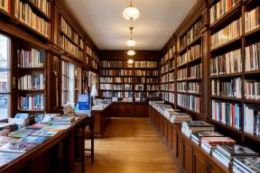 «Масоны против чекистов»: Белоруссия запретила роман Пелевина, не объяснив причин