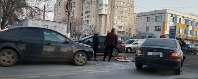 Утром в Твери столкнулись пять машин