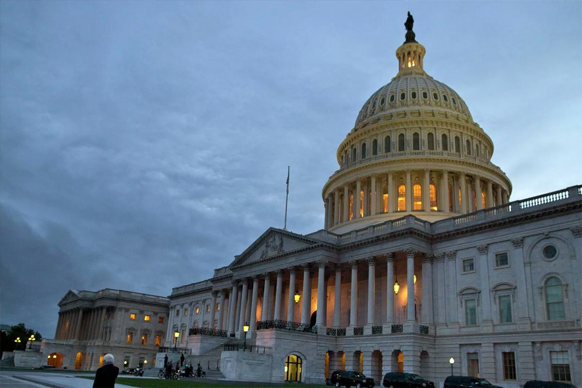 Сенатор Тьюн заявил о готовности принятия закона о санкциях против России