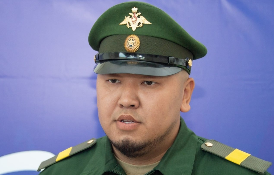 Участник СВО Айдыс Куулар получил мандат депутата парламента Тувы