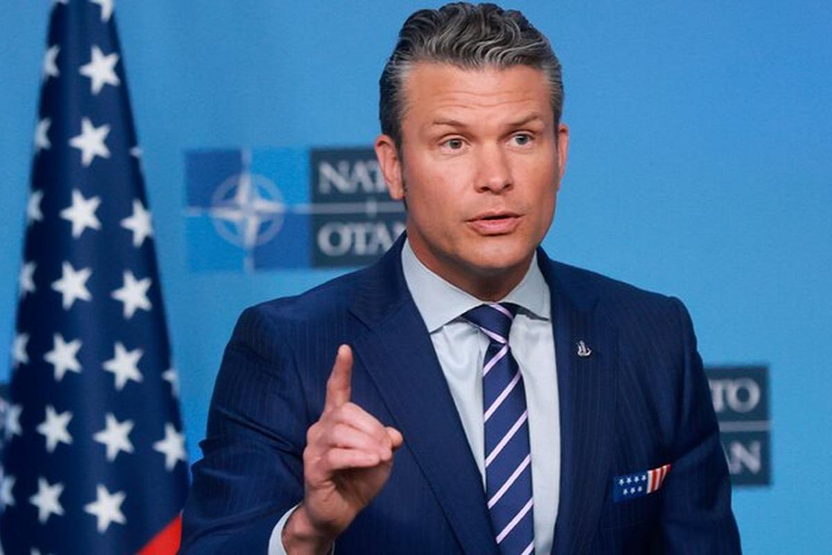 Хегсет пригрозил России новыми мерами, если она не прекратит конфликт