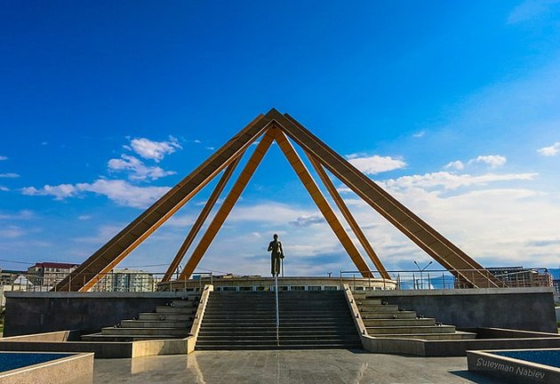 В Махачкале закончилась реконструкция Мемориала русской интеллигенции