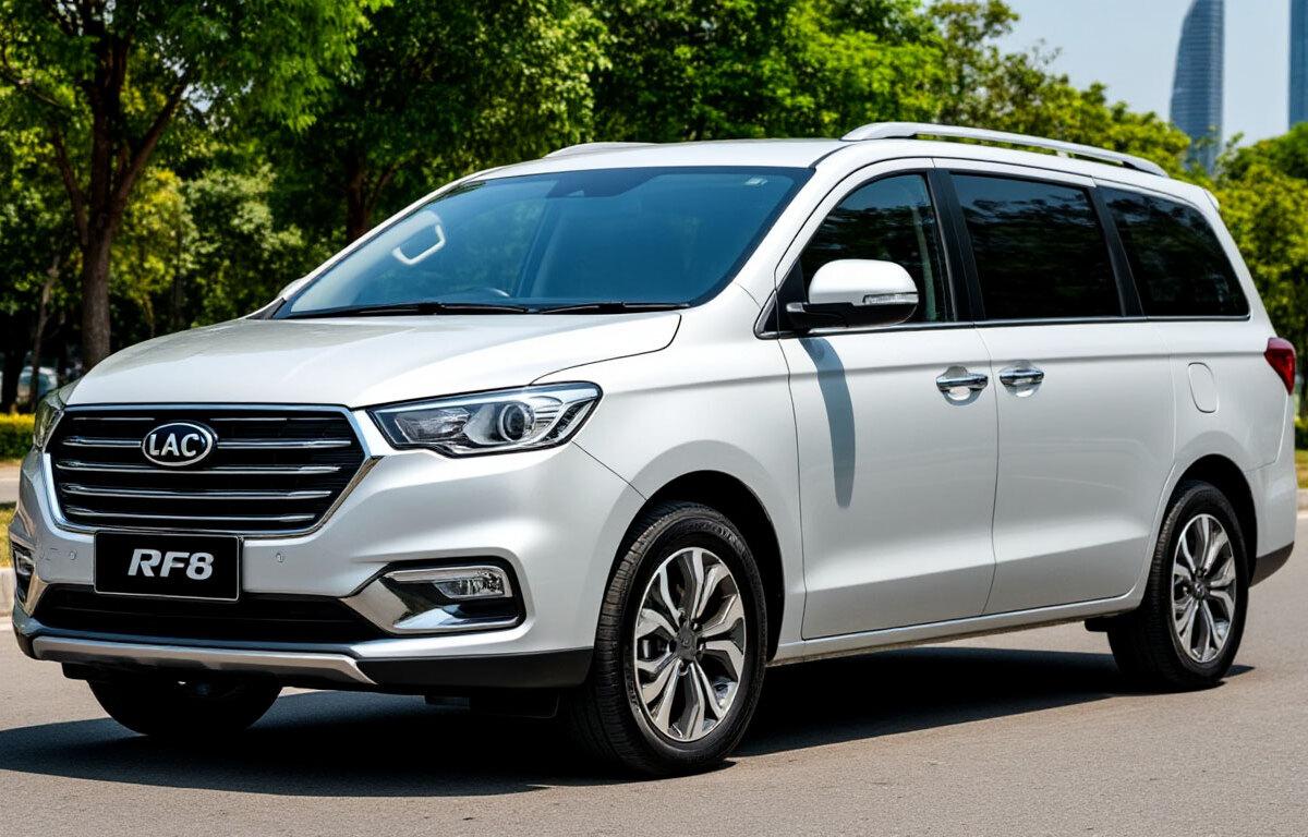 В ноябре в России появится минивэн JAC RF8