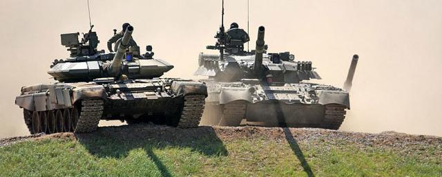 Видео: В ЕАО военные провели тактические учения с использованием танков и БПЛА