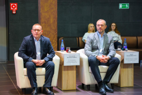 Замглавы Управления Президента РФ по внутренней политике Евгений Грачев обсудил эффективные управленческие подходы на муниципальном уровне в рамках регдня III форума «МАЛАЯ РОДИНА — СИЛА РОССИИ»