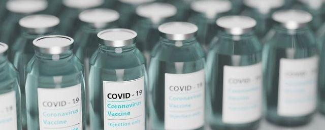 Ученый заявил, что вакцина не может спровоцировать заражение ковидом