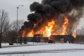 В Лабинске после атаки БПЛА загорелась нефтебаза, пострадавших нет