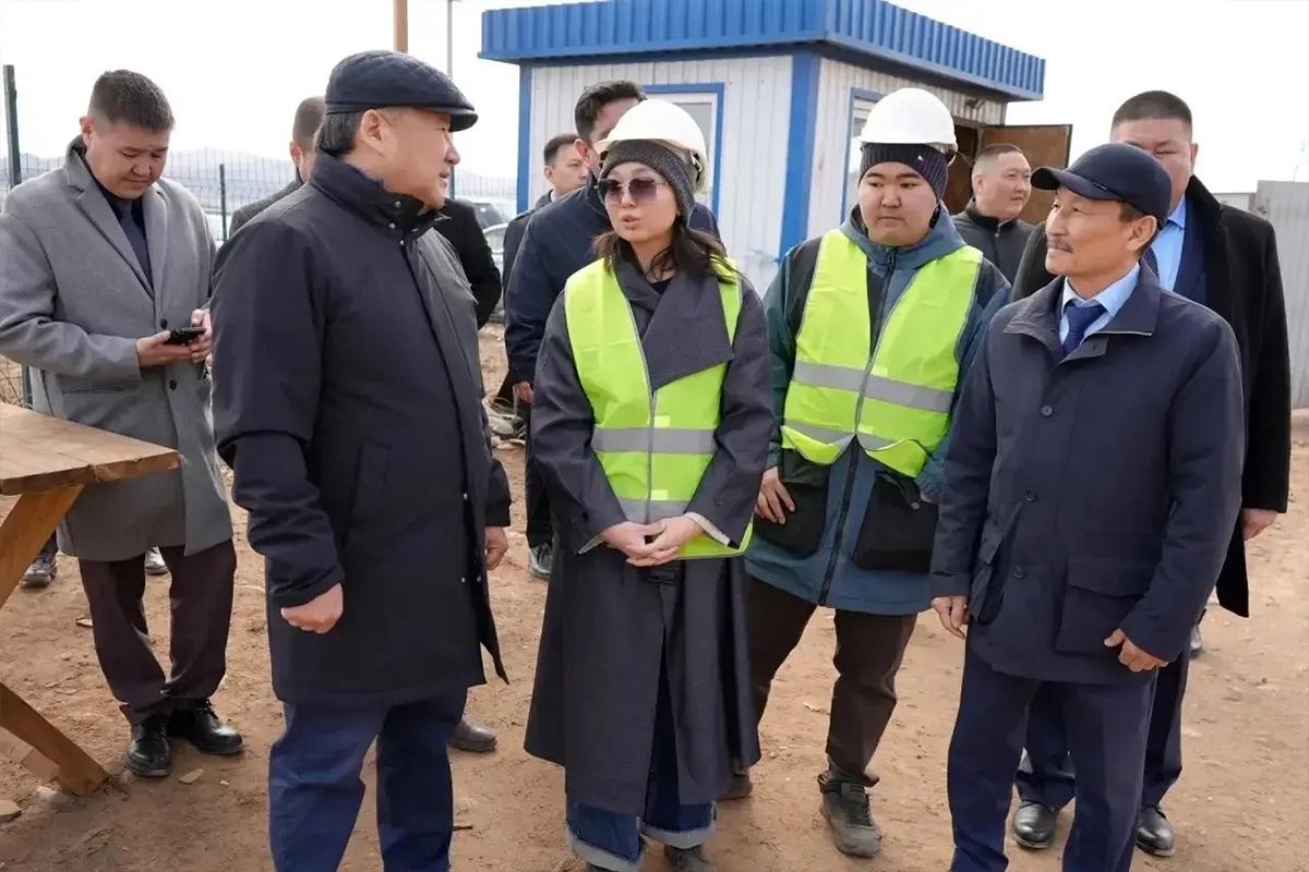 Спортзал и ясли на 280 мест: Ховалыг устроил ревизию на Вавилинском затоне