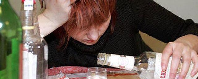 Женщина скучает без собутыльника фото. Фото Малявина в пьяном угаре. Паром в пьяном угаре