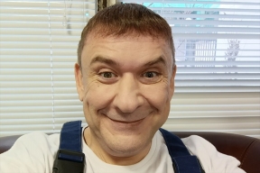 Александр Морозов показал новое лицо после похудения и пластики