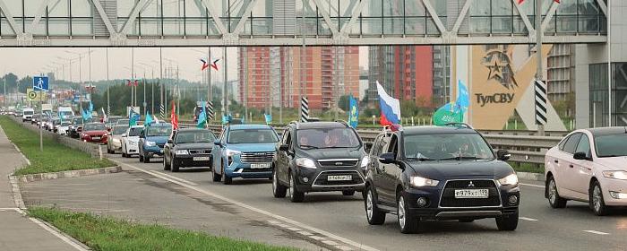 В Туле по случаю Дня ВДВ состоялись автопробег и концерт