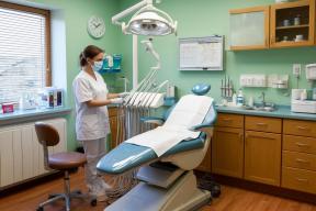 Зубы за полцены и без имплантов: российские ученые нашли способ спасти улыбку диабетикам