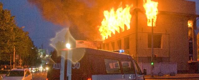 В Ульяновске при пожаре в сауне эвакуировали 20 человек