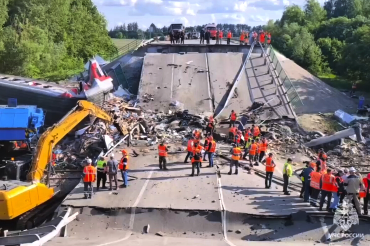 Трагедия на мосту в Брянской области: число пострадавших выросло до 110