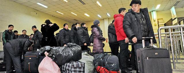 В Забайкалье на границе России и КНР произошло скопление туристов