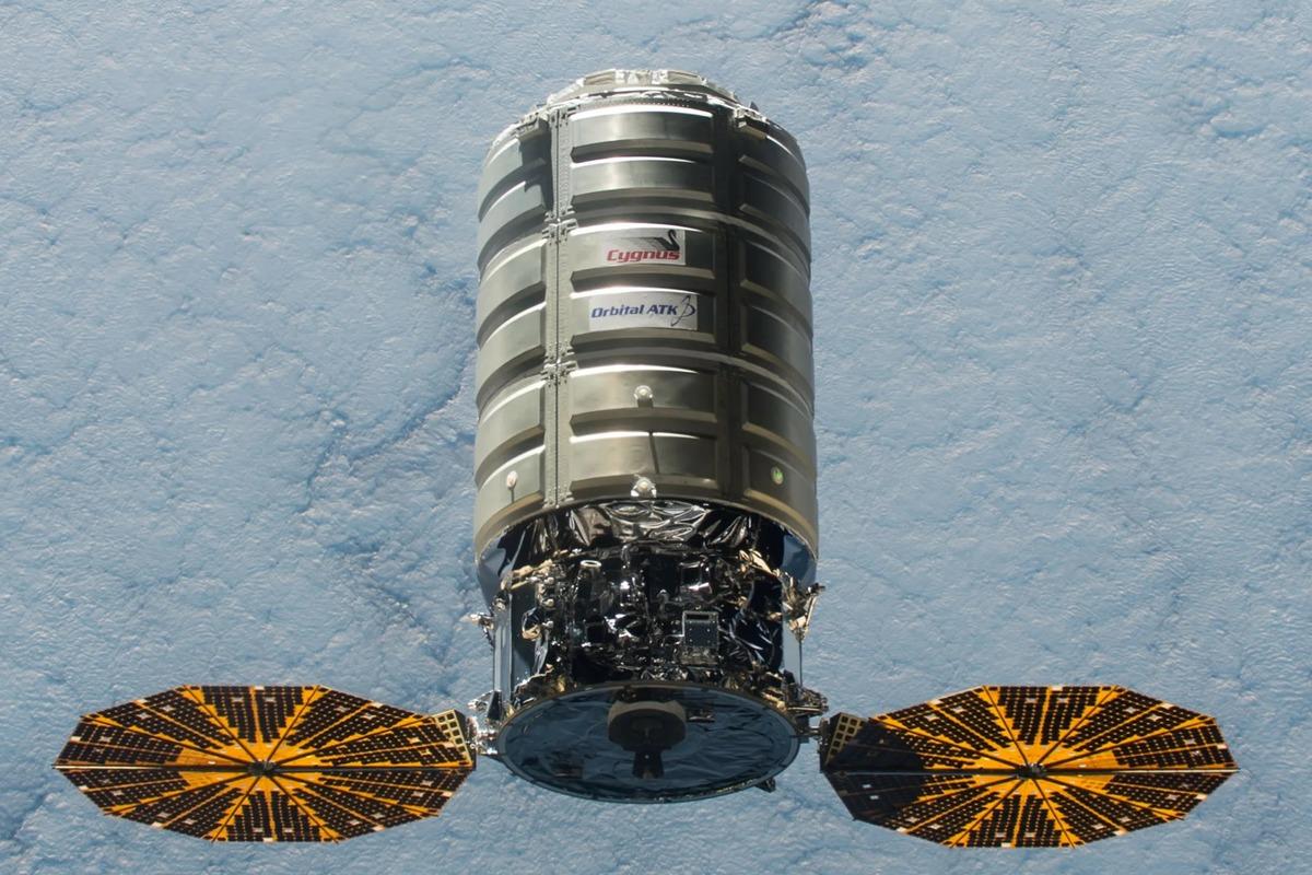 Американский грузовой космический корабль достигнет МКС 6 августа