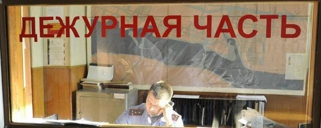 В Петербурге мужчина в черном украл у местной жительницы 4 млн рублей