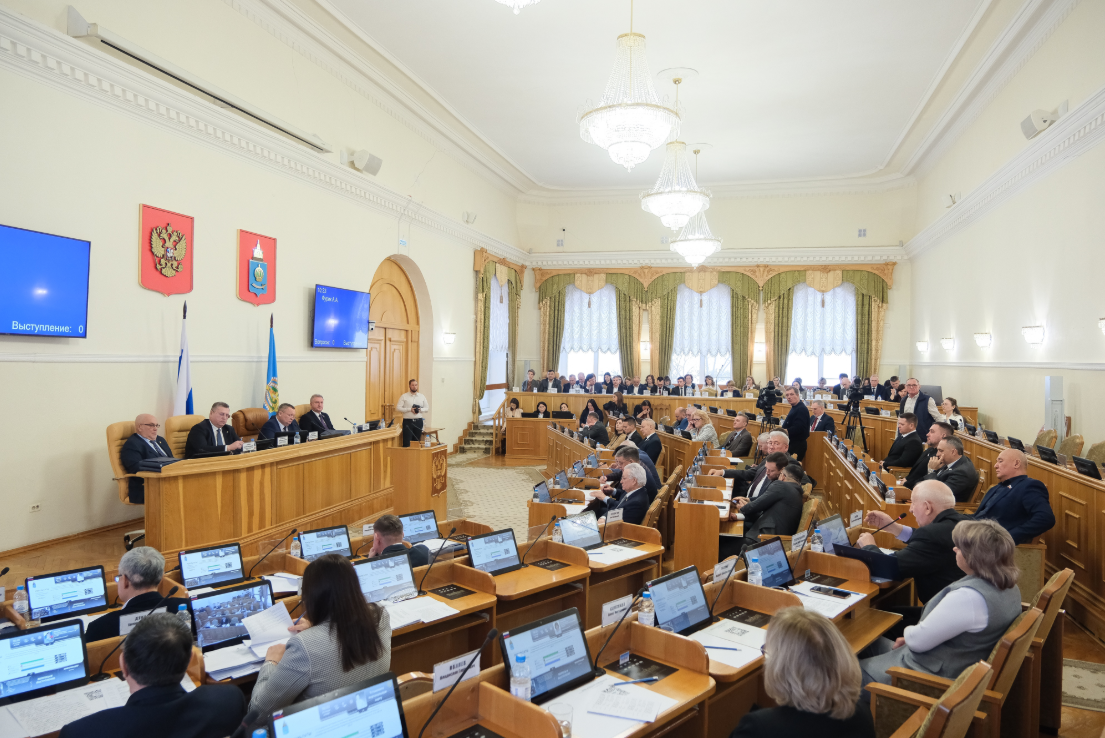 Игорь Мартынов подвел итоги работы регионального парламента за второе полугодие 2025 года