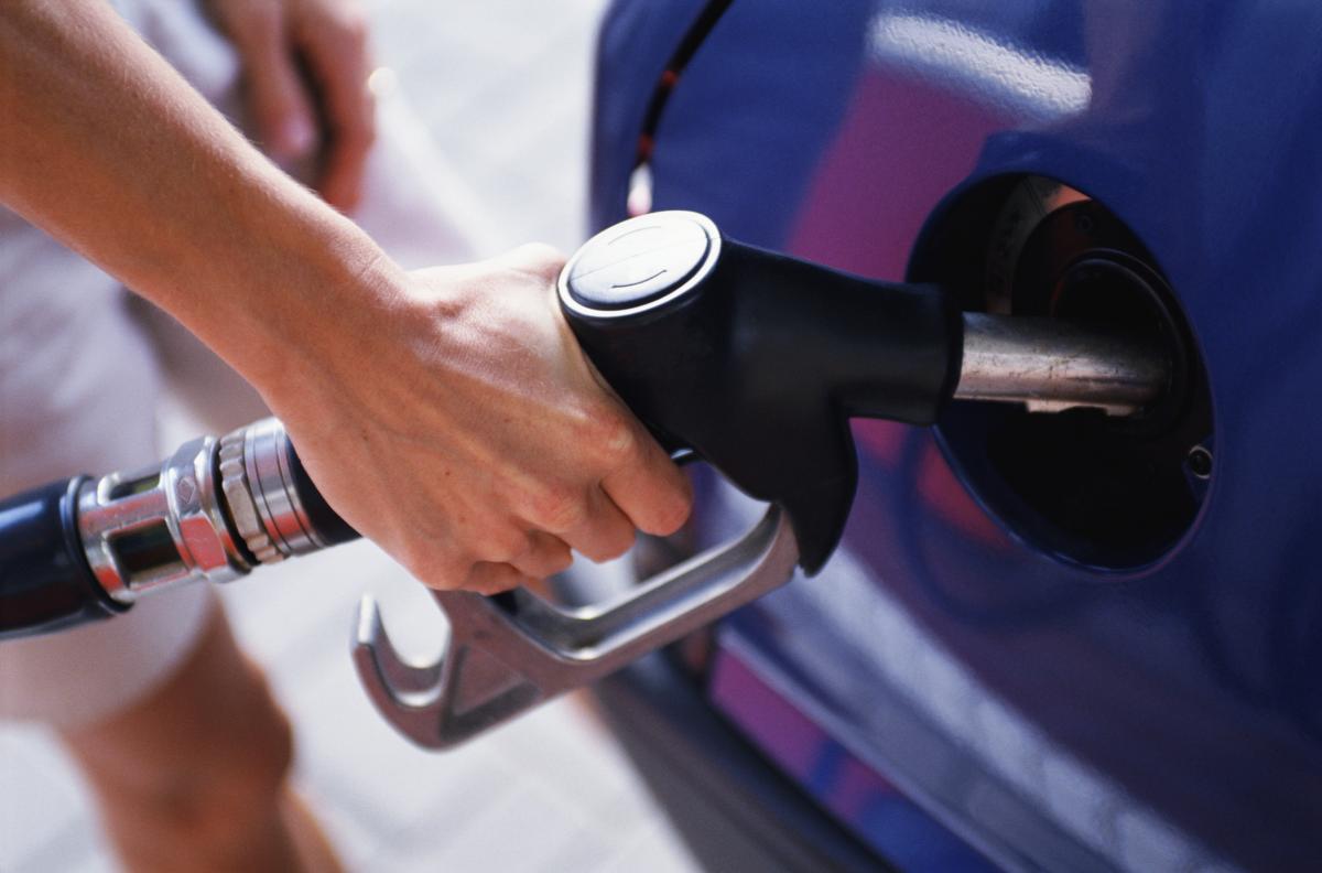 Цены на бензин в США установили новый рекорд