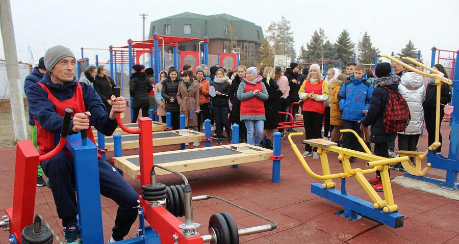 В Кущевском и Абинском районах Кубани появились новые спортобъекты