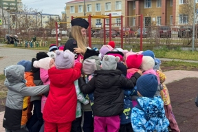 Ненецкие автоинспекторы научили дошкольников безопасности с помощью игр