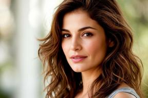 После инцидента в бассейне скончалась актриса Надя Фарес