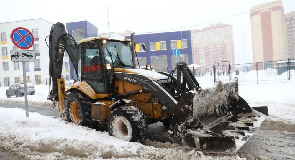 В Раменском округе дорожные службы ликвидируют последствия снегопада