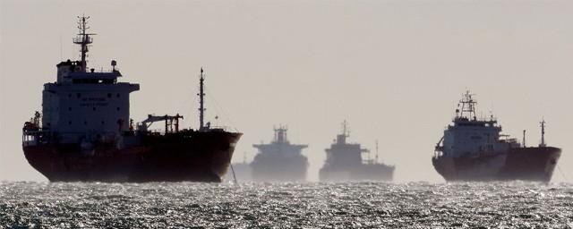 WSJ: европейские судовладельцы наращивают перевозки российской нефти перед вступлением в силу санкций