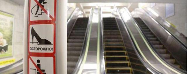В Новосибирск из Швейцарии привезли эскалаторы для станции метро «Спортивная»