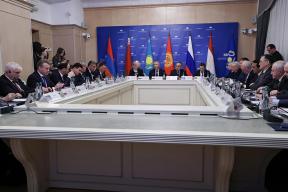 Западные «курсы» для подрыва выборов в России: данные Госдумы