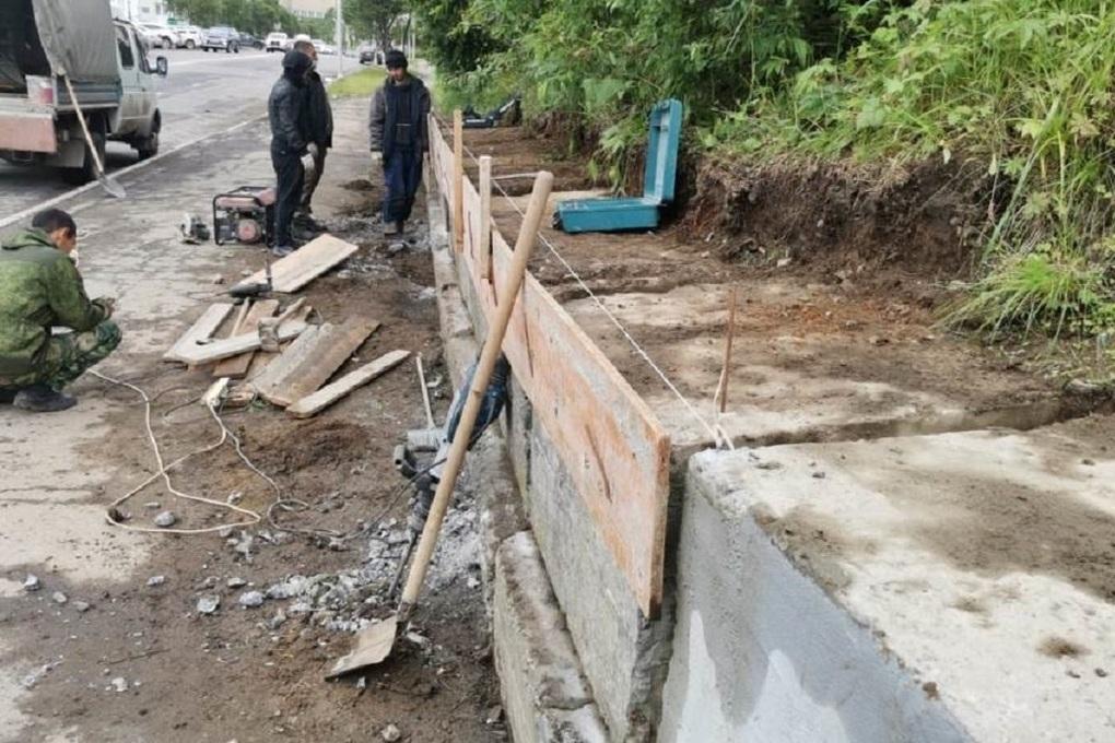 В Магадане отремонтируют три подпорные стены