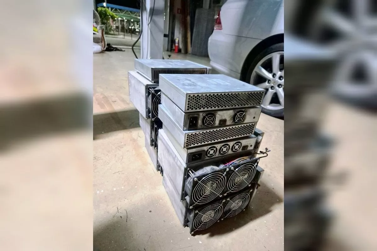 На границе с Абхазией изъяли оборудование для майнинга из тайников в двух автомобилях