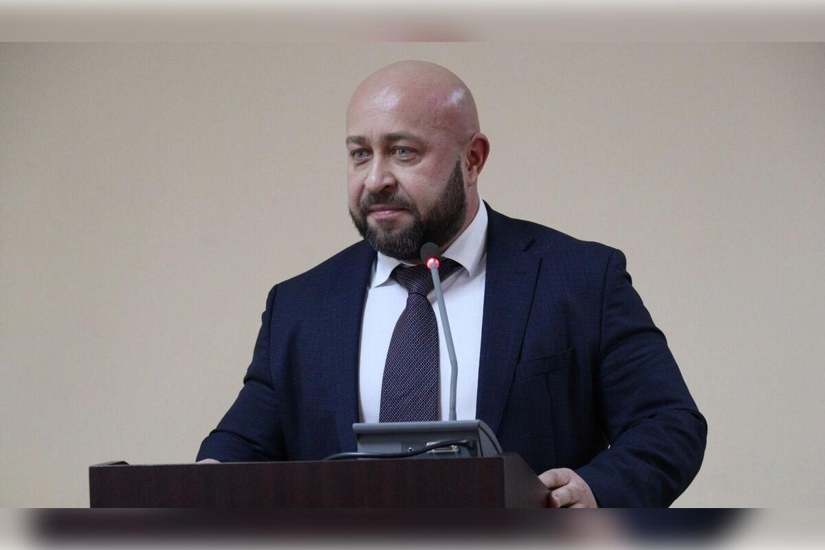 В Челябинске задержали ИО ректора спортивного вуза Евгения Черепова