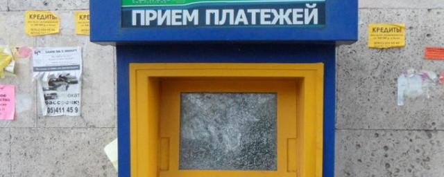 В Тольятти полицейские задержали похитителей платежного терминала