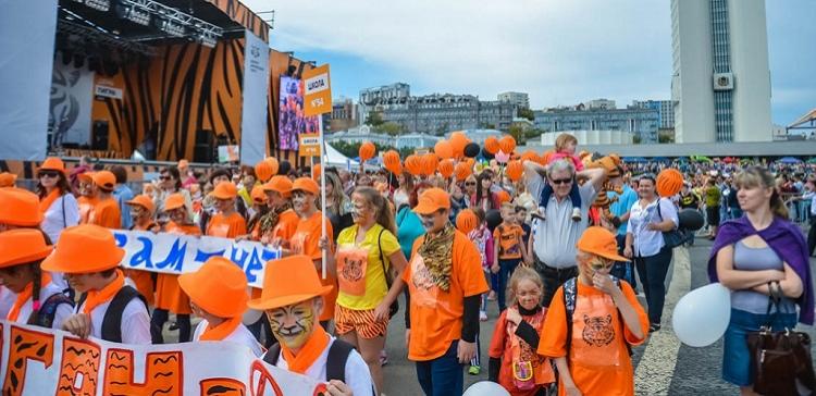 Во Владивостоке прошло «тигриное шествие»