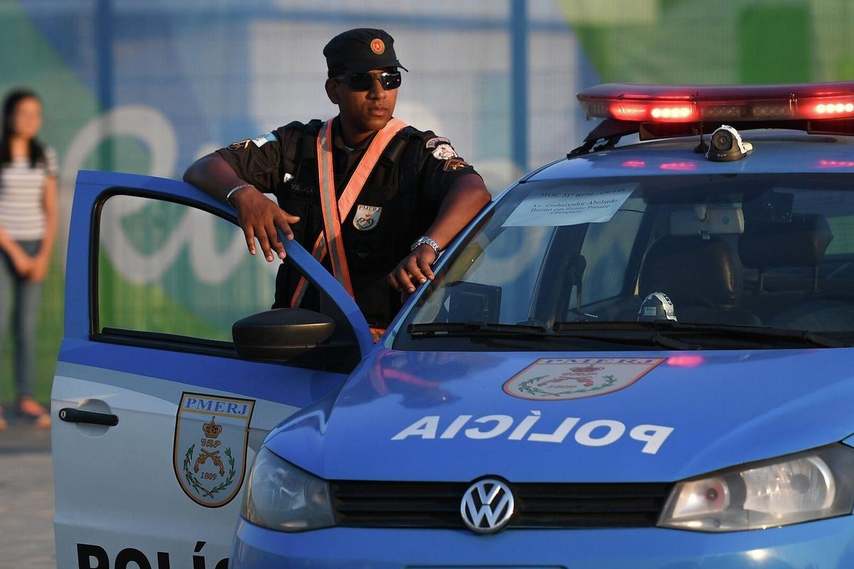 В Бразилии родители, отмечавшие день рождения дочери, умерли от передозировки кокаином