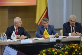 Глава Госсовета Леонид Черкесов о совещании комитета Госдумы по физкультуре и спорту в Чебоксарах: Это подтверждение того, что Чувашия выбрала верный курс