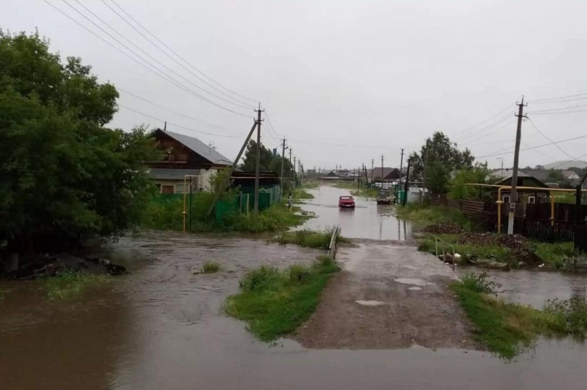 Власти Башкирии за сутки сняли с контроля 12 ситуаций с подтоплениями в 6 районах, ожидается спад осадков
