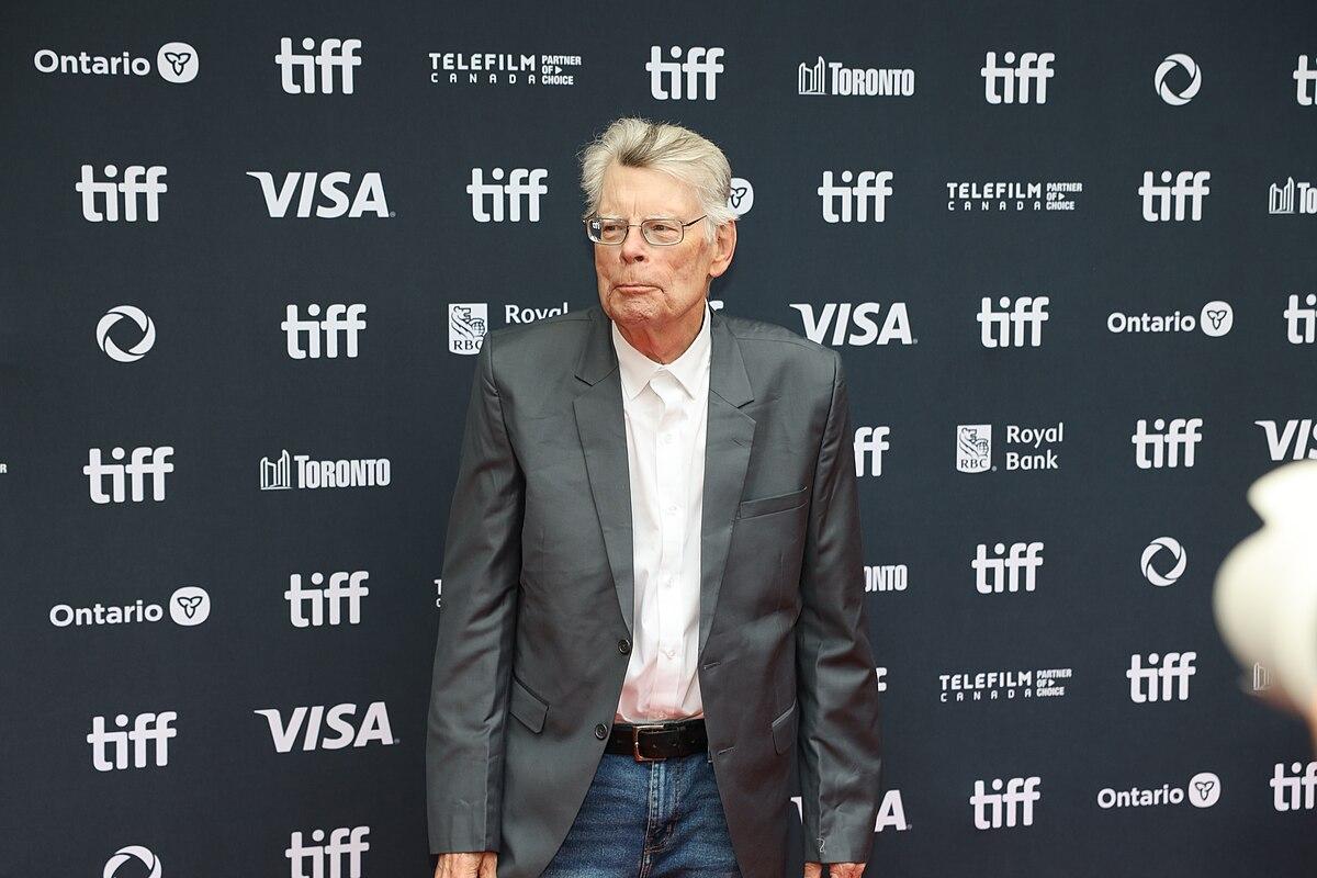 Стивен Кинг рассказал, какое условие он поставил команде создателей экранизации «Долгой прогулки»